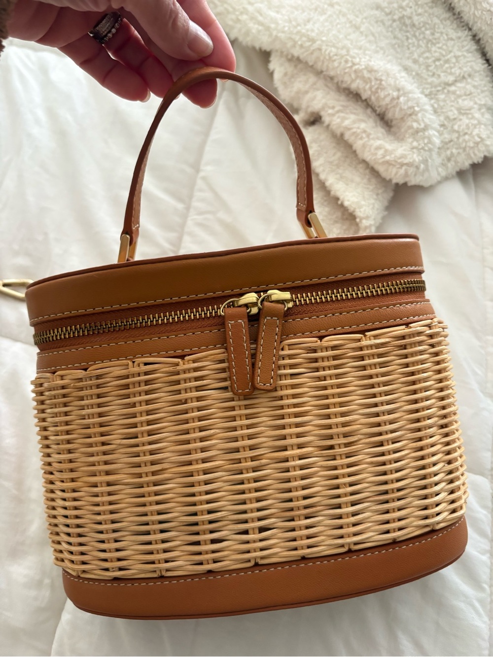 J. McLaughlin Lyla wicker camel bag - Picture 4 of 8